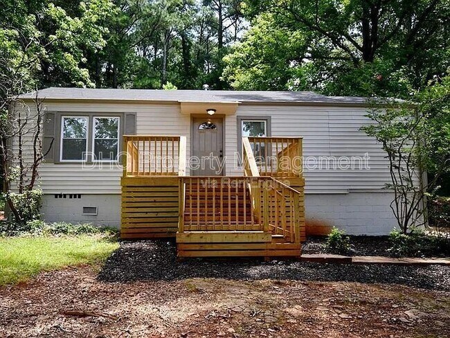 Building Photo - 1394 Alverado Way