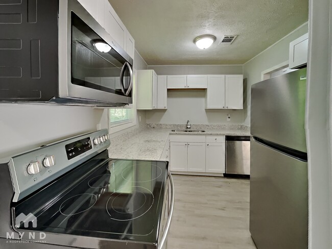 Building Photo - 10122 Allen Dr SW