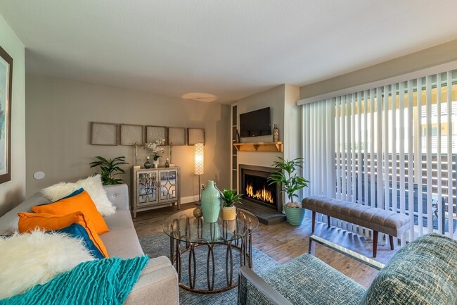 Interior Photo - Flintridge Apartments