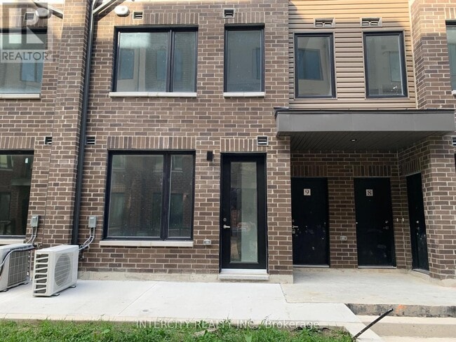 Building Photo - 3409 Ridgeway Dr