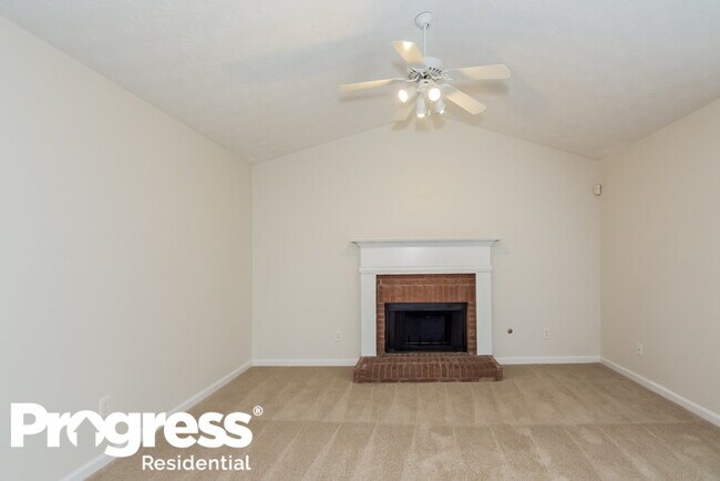 Building Photo - 2128 Creekview Trail
