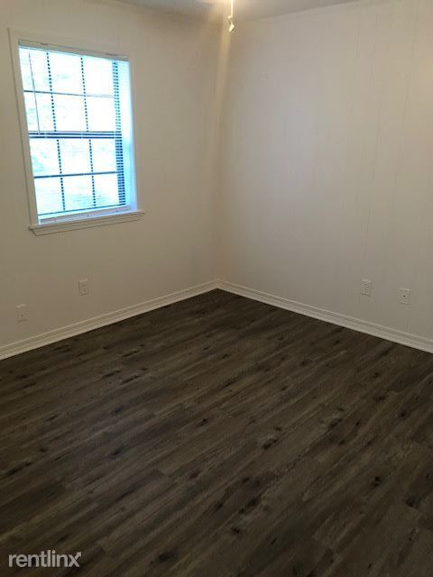 Foto del edificio - 3 br, 1 bath House - 4014 Nassau St
