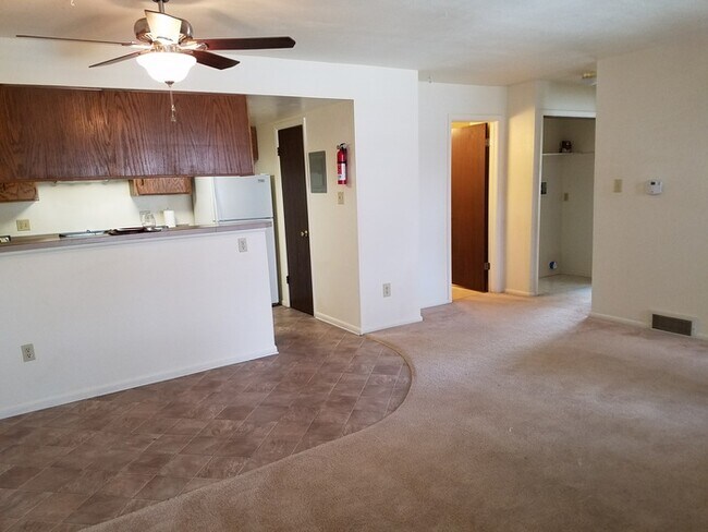 Foto del edificio - 1502 Trent Ct