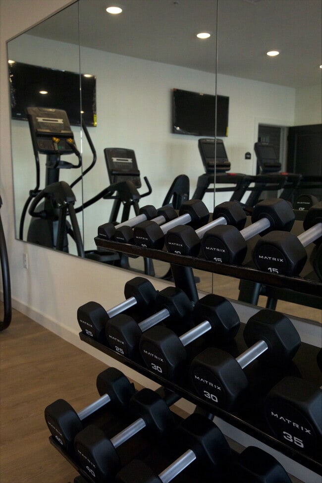 Building Photo - 15 North Apartments