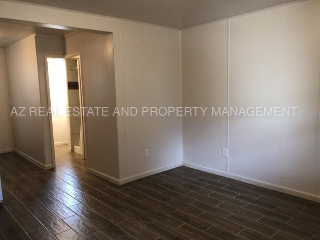 Foto del edificio - 829 N 4th Ave