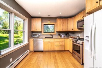 Building Photo - 35 Jennings Rd