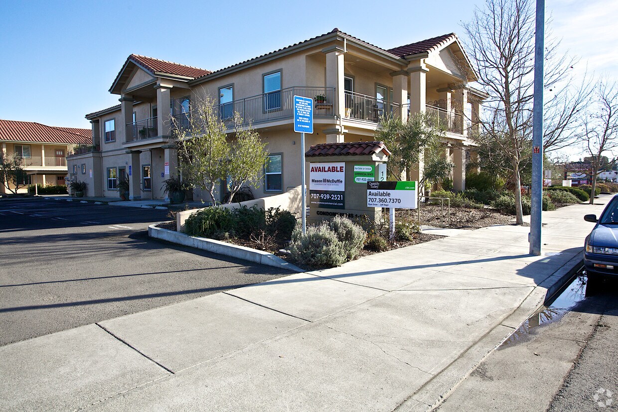 Primary Photo - 1254 Broadway