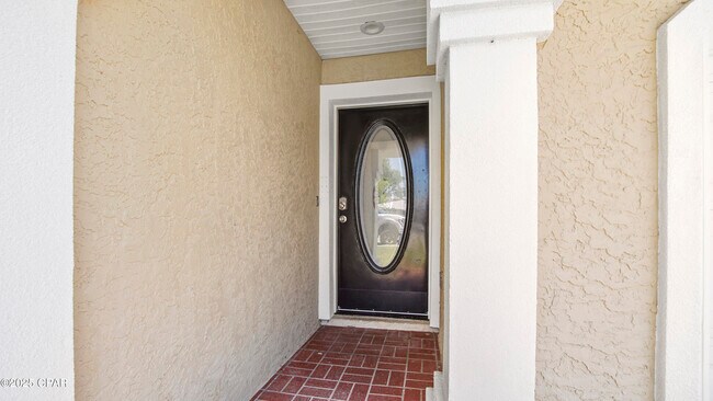 Building Photo - 139 Bonaire Dr