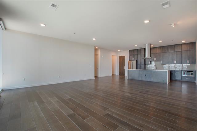 Foto del edificio - 6911 Cowboys Way