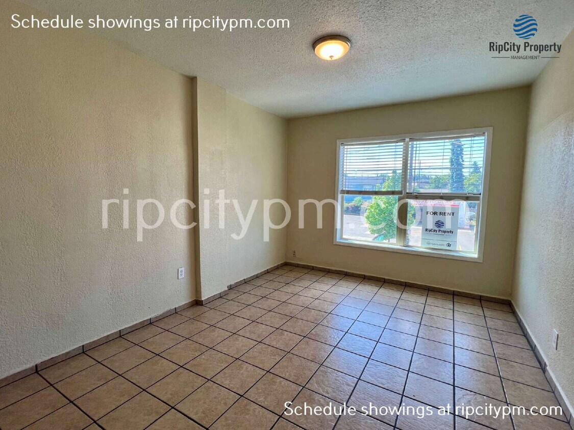 Foto principal - 821 N Lombard St