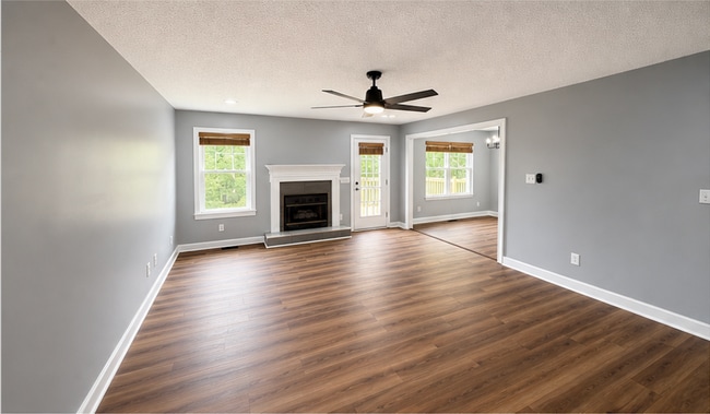 Building Photo - 246 Lynhaven Dr