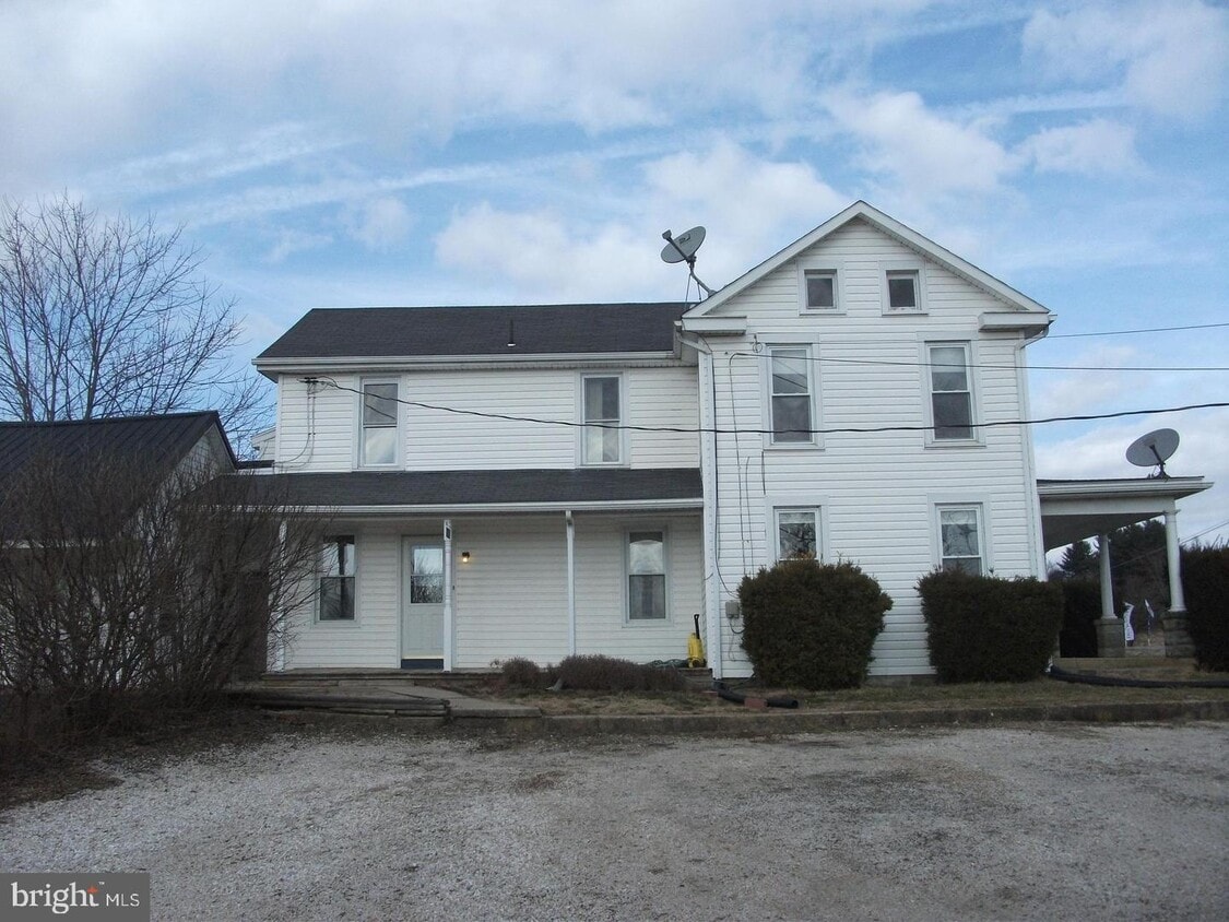 1091 Mt Pleasant Rd, Fayetteville, PA 17222 House Rental in