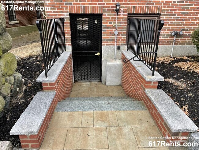 Foto del edificio - Nice garden level 3 bed in Brighton