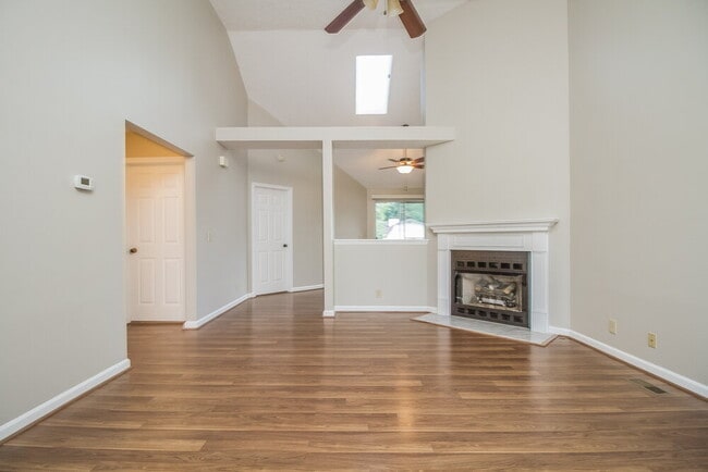 Building Photo - 3512 Calais Cir