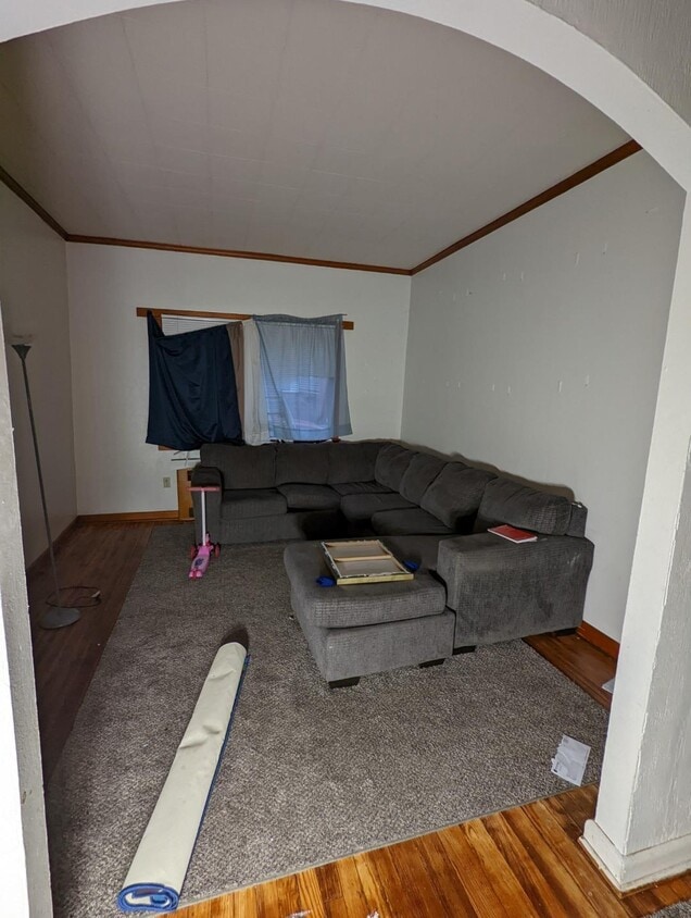 1001 Oxford St Unit 1, Scranton, PA 18504 Apartments in Scranton, PA