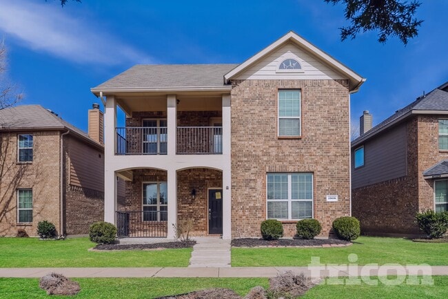 Building Photo - 1908 Parkside Mews
