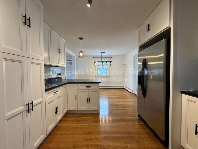 Foto del edificio - 30 Gables Cir