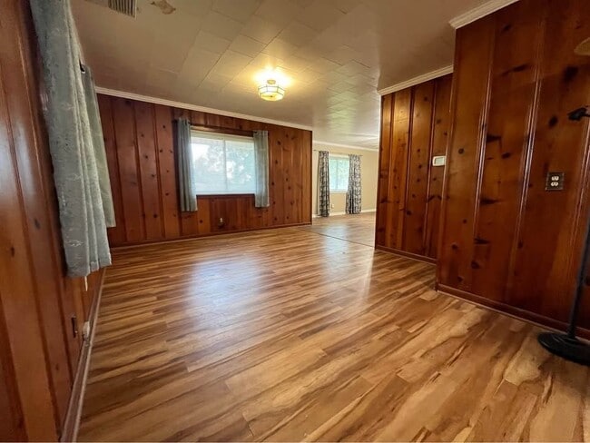 Foto del edificio - 1106 Ridge Rd