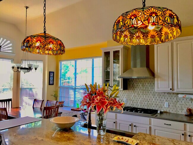 Photo - 176 Bricknell Ln House