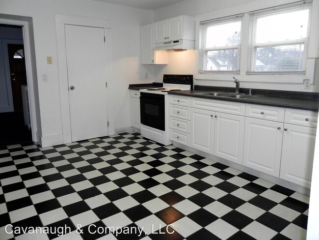 Building Photo - 35 West St