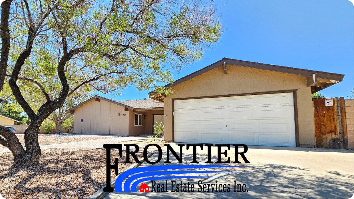 Primary Photo - Beautiful interior and Convenient feature!...