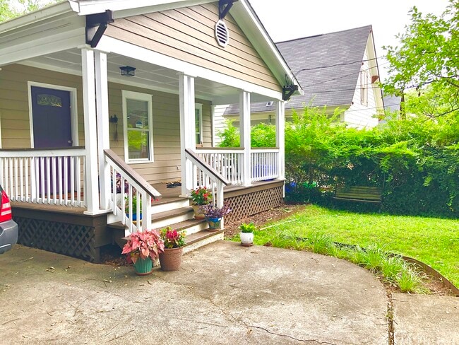 Photo - 2829 Arborcrest Dr House