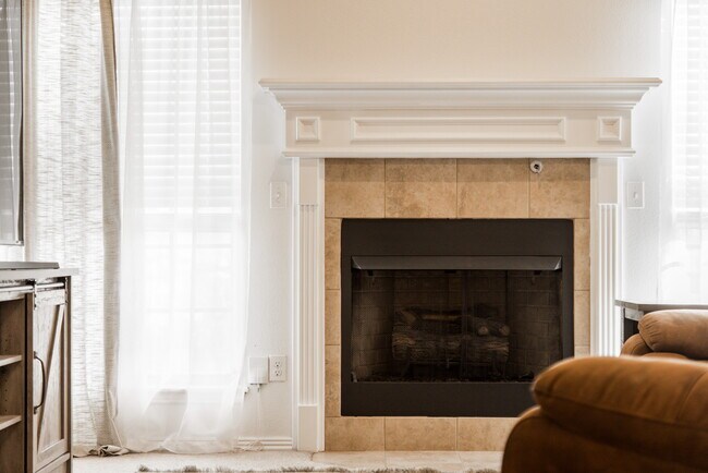 Foto del edificio - 4357 Beacon Ct