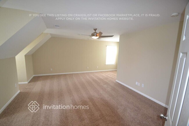 Building Photo - 14535 Greenpoint Ln