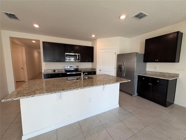 Foto del edificio - 4657 Bernard Blvd