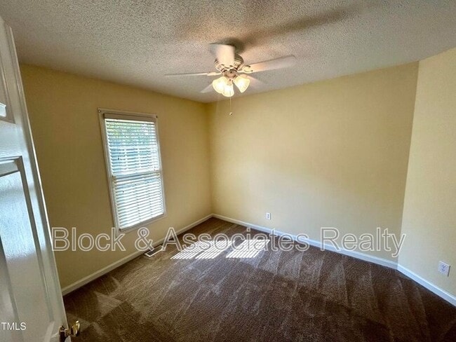 Building Photo - 100 Sugar Hill Pl
