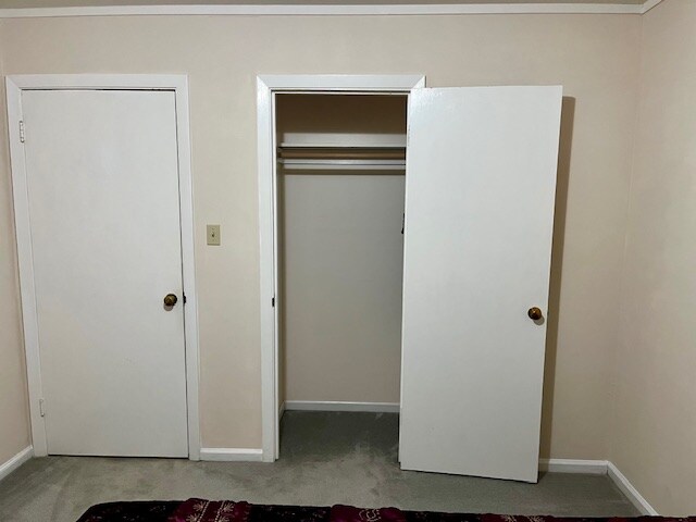 Foto del edificio - 2245 Roosevelt Ave