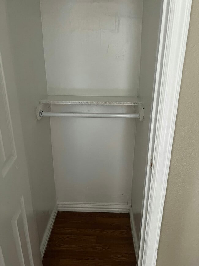 Building Photo - 1907 Belmont Ave