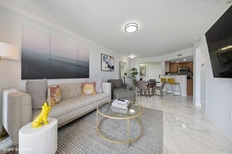 Building Photo - 1801 N Flagler Dr