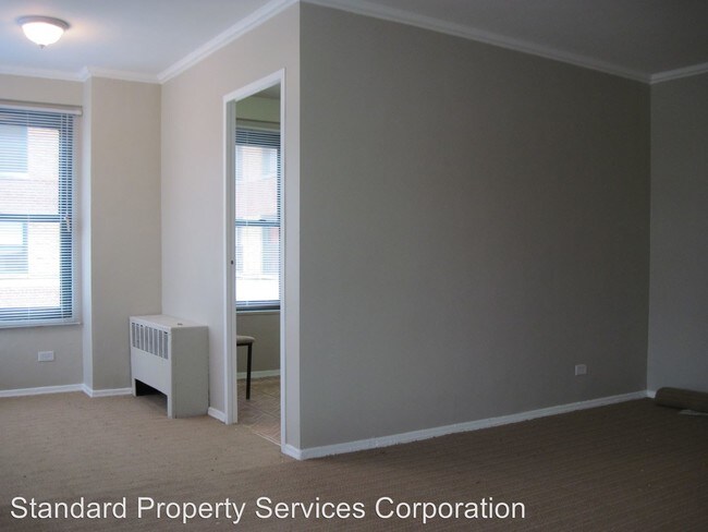 Foto del edificio - 2555 W Fitch Ave