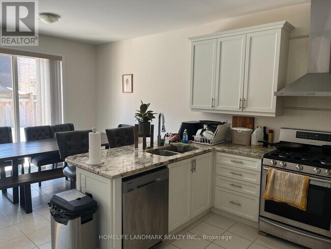 Photo du bâtiment - 23 Boland Ct