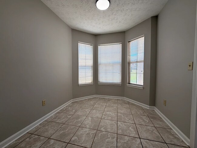 Foto del edificio - 120 Cumberland Ct