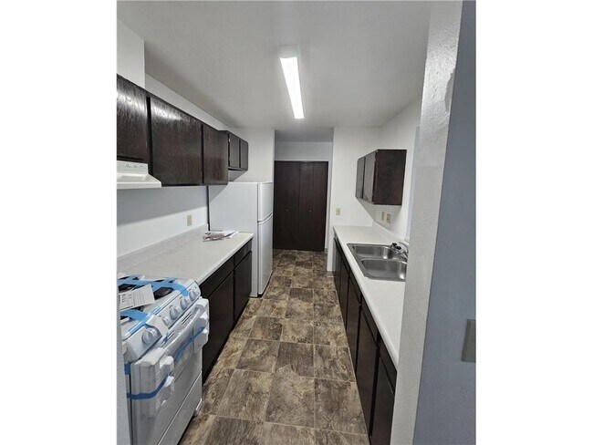 Foto del edificio - 306 S East St