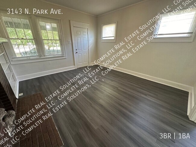 Foto del edificio - 3143 N Park Ave