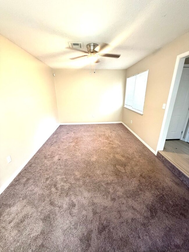 Building Photo - ** 3 Bed 2 Bath located off Woodley road ** Call 334-366-9198 to schedule a self tour