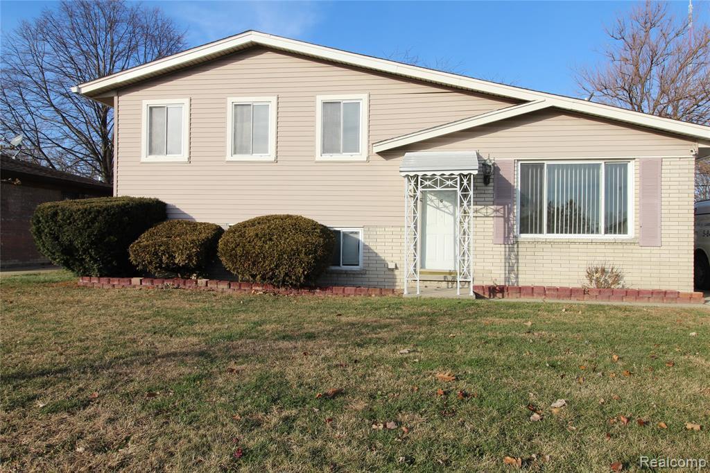 Primary Photo - 15570 Mt Vernon St
