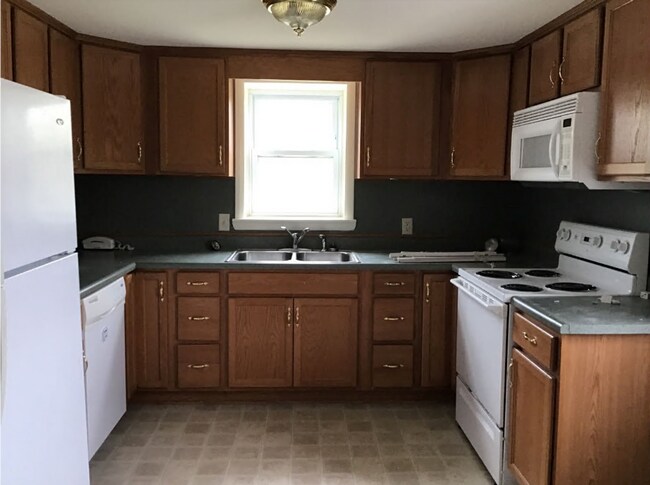 Foto del edificio - 2488 Falling Spring Rd