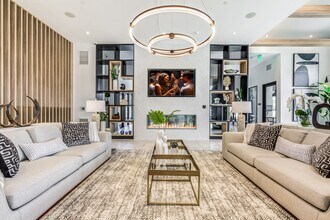 Building Photo - Bainbridge Market Commons