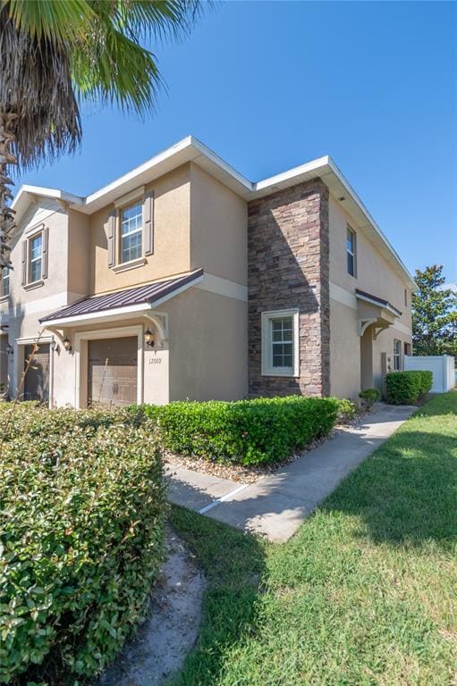 Building Photo - 12009 Greengate Dr