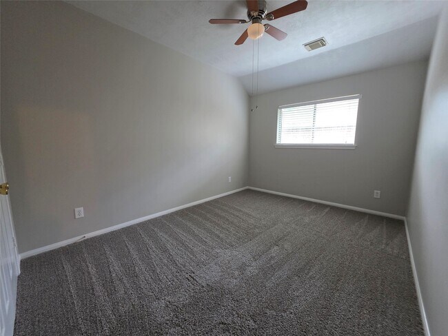 Building Photo - 3116 Ravens Lake Cir