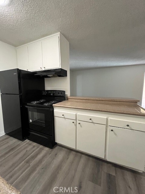 Foto del edificio - 685 E Vista Chino