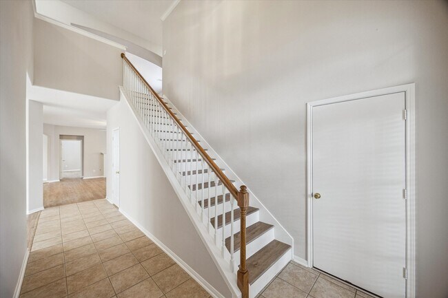 Foto del edificio - 15315 Streetcar Ct