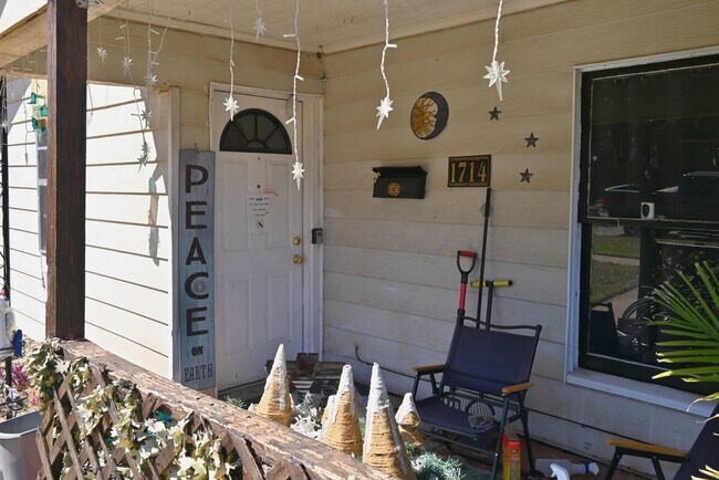 Foto del edificio - Charming 3 Bed 1 Bath in Hospital District