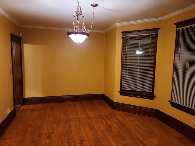 Dining ROOM - 2317 Washington Ave