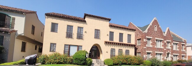 Foto del edificio - 651 S Dunsmuir Ave