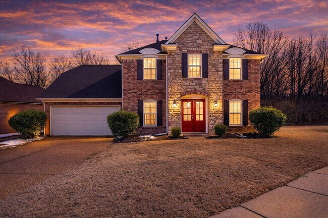 Foto del edificio - 7911 Pinefrost Ln